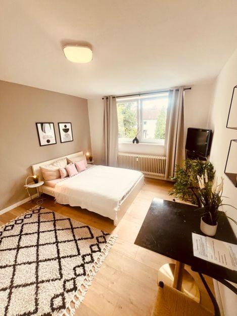Ferienwohnung An Der Uniklinik Mit Eigener Kueche Und Renoviertem Badezimmer 홈부르크 외부 사진